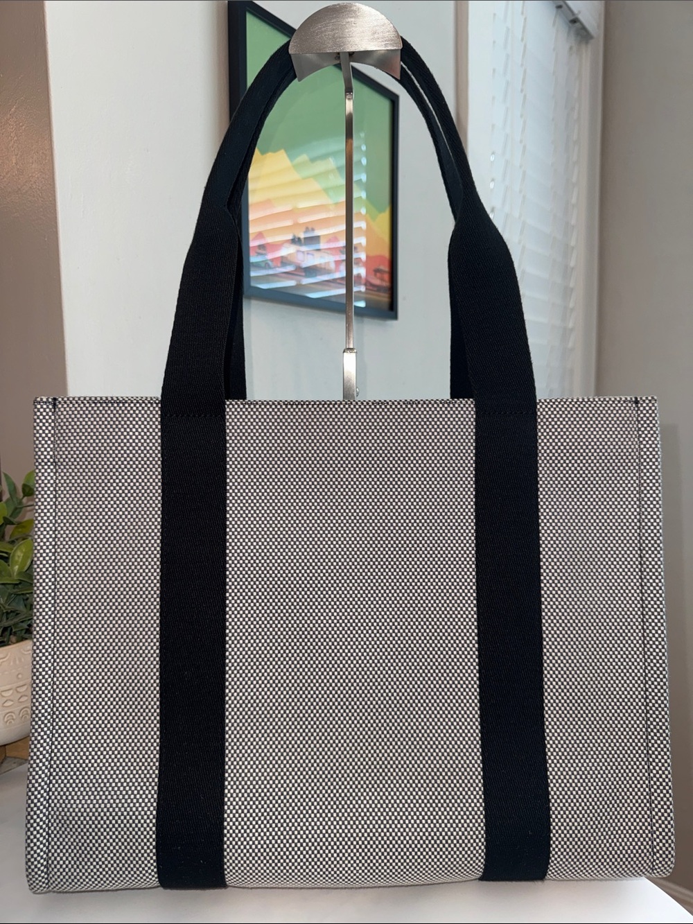 Lululemon Two-Tone Canvas Tote Bag 10L - Picture 2 of 7